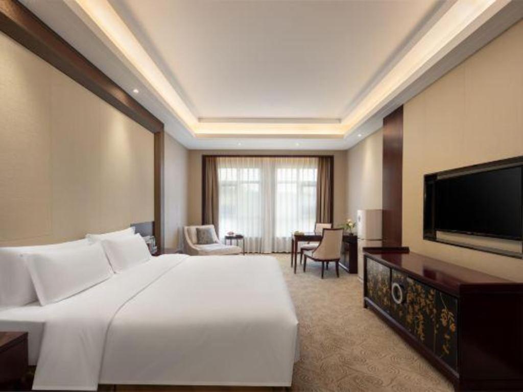 Linyi Blue Horizon International Hotel Yi He Buitenkant foto