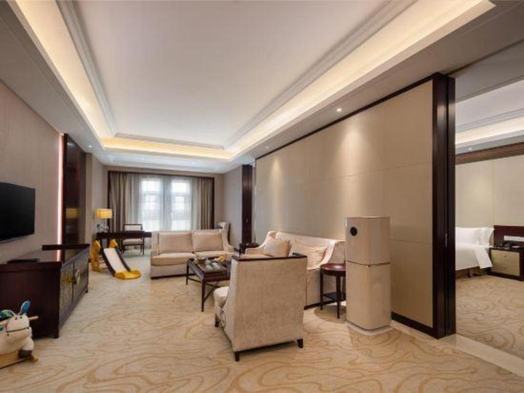 Linyi Blue Horizon International Hotel Yi He Buitenkant foto