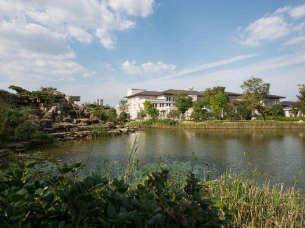Linyi Blue Horizon International Hotel Yi He Buitenkant foto